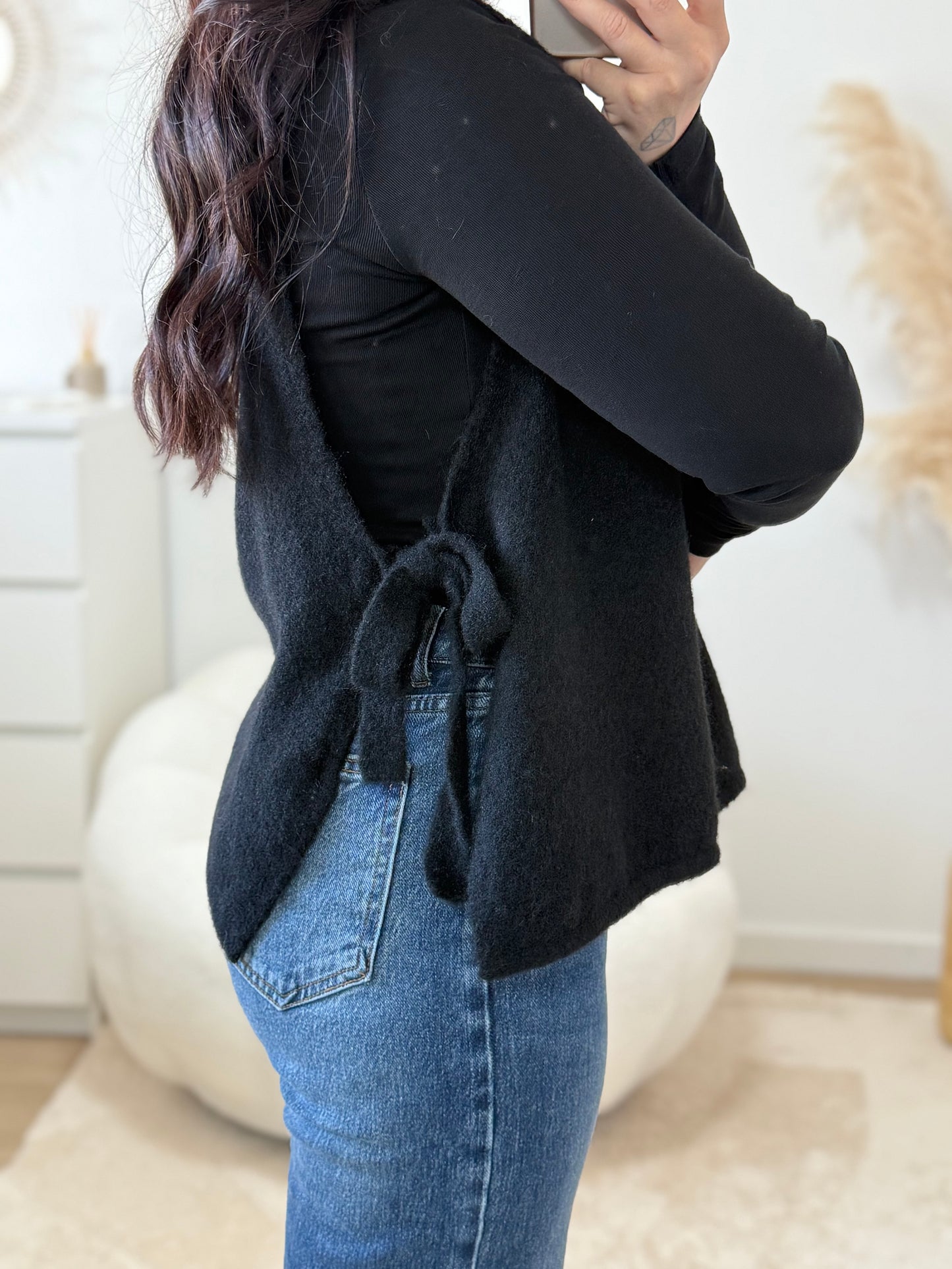 Pull sans manche noir